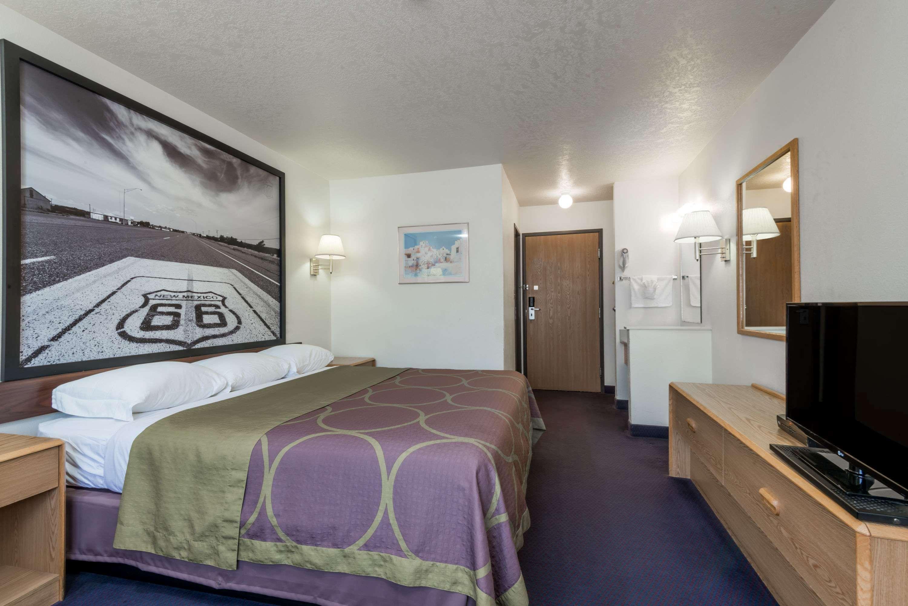 Super 8 By Wyndham Bernalillo Hotel Exterior photo